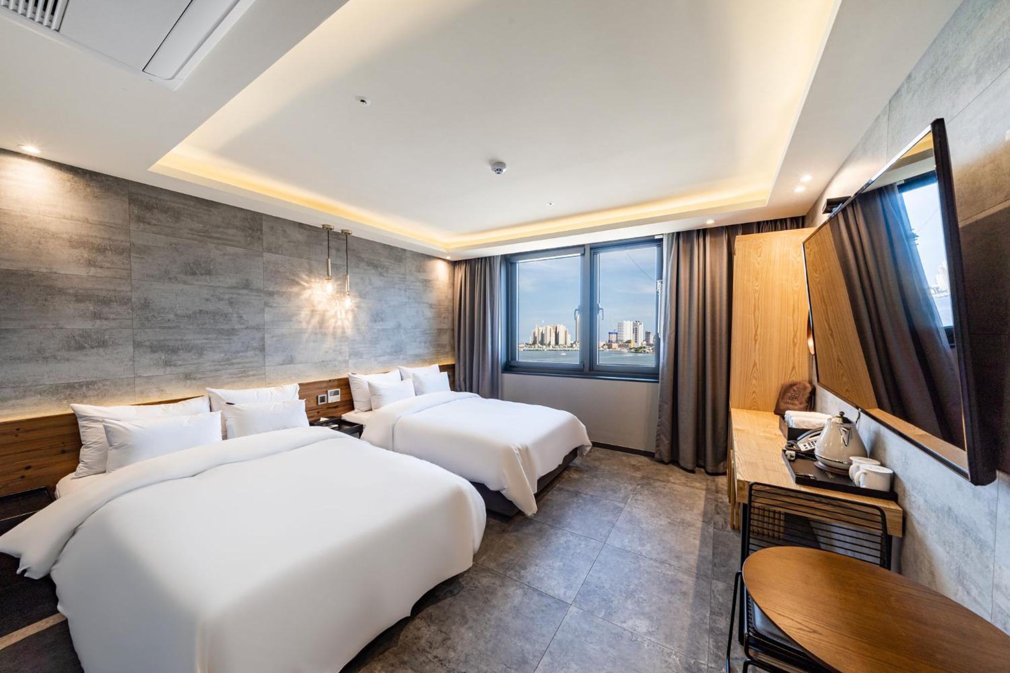 Sokcho Business Hotel Camel Экстерьер фото